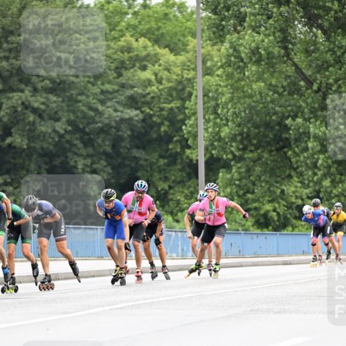 30.06.2024 - hella hamburg halbmarathon Dr. Thomas Lammeyer http://msf.ph/oto/6399806 30.06.2024 08:52:57 Kennedybrücke  meine-sportfotos.de