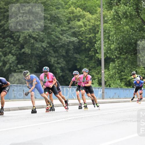 30.06.2024 - hella hamburg halbmarathon Dr. Thomas Lammeyer http://msf.ph/oto/6399833 30.06.2024 08:52:57 Kennedybrücke  meine-sportfotos.de