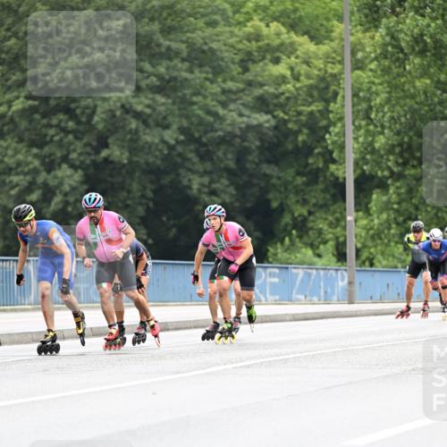 30.06.2024 - hella hamburg halbmarathon Dr. Thomas Lammeyer http://msf.ph/oto/6399853 30.06.2024 08:52:57 Kennedybrücke  meine-sportfotos.de