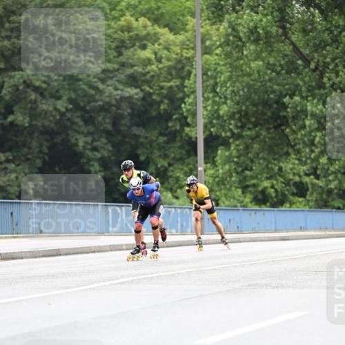 30.06.2024 - hella hamburg halbmarathon Dr. Thomas Lammeyer http://msf.ph/oto/6399880 30.06.2024 08:52:58 Kennedybrücke  meine-sportfotos.de