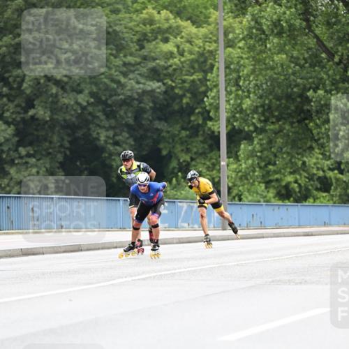 30.06.2024 - hella hamburg halbmarathon Dr. Thomas Lammeyer http://msf.ph/oto/6399888 30.06.2024 08:52:59 Kennedybrücke  meine-sportfotos.de