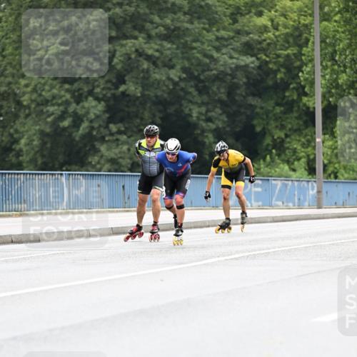30.06.2024 - hella hamburg halbmarathon Dr. Thomas Lammeyer http://msf.ph/oto/6399916 30.06.2024 08:52:59 Kennedybrücke  meine-sportfotos.de