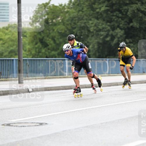 30.06.2024 - hella hamburg halbmarathon Dr. Thomas Lammeyer http://msf.ph/oto/6399965 30.06.2024 08:53:00 Kennedybrücke  meine-sportfotos.de