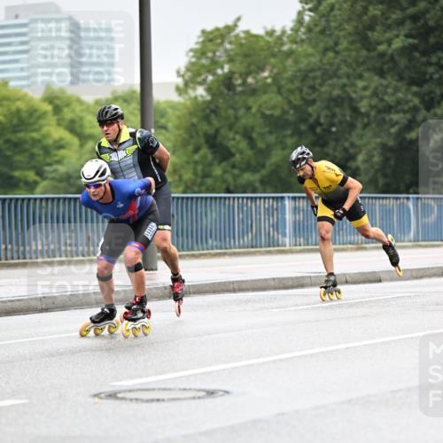 30.06.2024 - hella hamburg halbmarathon Dr. Thomas Lammeyer http://msf.ph/oto/6399992 30.06.2024 08:53:00 Kennedybrücke  meine-sportfotos.de