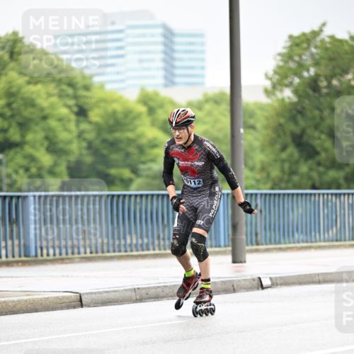 30.06.2024 - hella hamburg halbmarathon Dr. Thomas Lammeyer http://msf.ph/oto/6400147 30.06.2024 08:53:04 Kennedybrücke 0112 meine-sportfotos.de