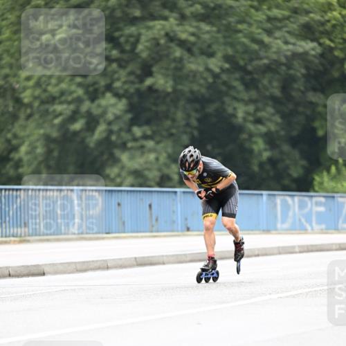 30.06.2024 - hella hamburg halbmarathon Dr. Thomas Lammeyer http://msf.ph/oto/6400193 30.06.2024 08:53:08 Kennedybrücke  meine-sportfotos.de