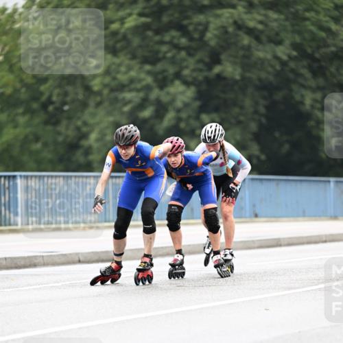30.06.2024 - hella hamburg halbmarathon Dr. Thomas Lammeyer http://msf.ph/oto/6400311 30.06.2024 08:53:10 Kennedybrücke  meine-sportfotos.de