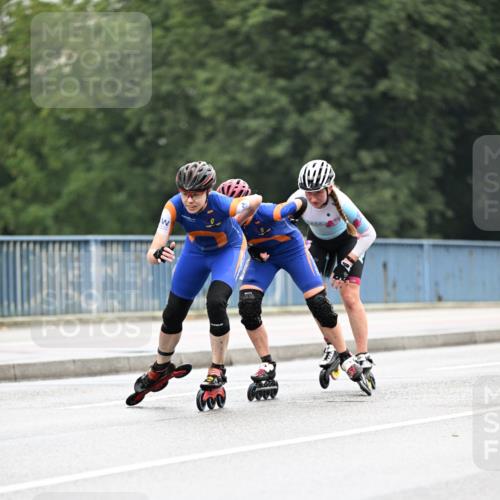 30.06.2024 - hella hamburg halbmarathon Dr. Thomas Lammeyer http://msf.ph/oto/6400321 30.06.2024 08:53:11 Kennedybrücke  meine-sportfotos.de