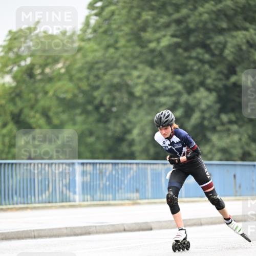 30.06.2024 - hella hamburg halbmarathon Dr. Thomas Lammeyer http://msf.ph/oto/6400419 30.06.2024 08:53:31 Kennedybrücke  meine-sportfotos.de