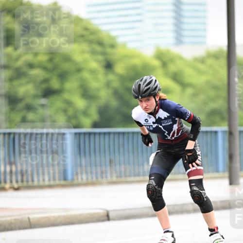 30.06.2024 - hella hamburg halbmarathon Dr. Thomas Lammeyer http://msf.ph/oto/6400497 30.06.2024 08:53:32 Kennedybrücke  meine-sportfotos.de