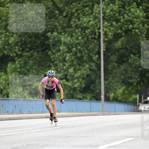 30.06.2024 - hella hamburg halbmarathon Dr. Thomas Lammeyer http://msf.ph/oto/6400526 30.06.2024 08:53:41 Kennedybrücke  meine-sportfotos.de