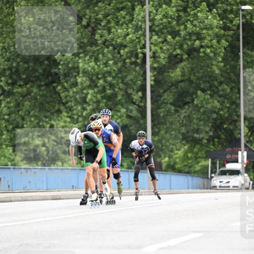 30.06.2024 - hella hamburg halbmarathon Dr. Thomas Lammeyer http://msf.ph/oto/6400685 30.06.2024 08:53:48 Kennedybrücke  meine-sportfotos.de