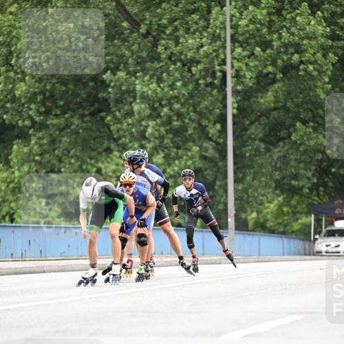 30.06.2024 - hella hamburg halbmarathon Dr. Thomas Lammeyer http://msf.ph/oto/6400706 30.06.2024 08:53:49 Kennedybrücke  meine-sportfotos.de