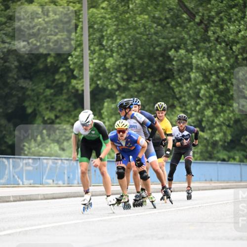 30.06.2024 - hella hamburg halbmarathon Dr. Thomas Lammeyer http://msf.ph/oto/6400755 30.06.2024 08:53:49 Kennedybrücke  meine-sportfotos.de