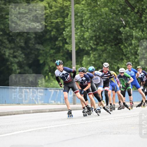 30.06.2024 - hella hamburg halbmarathon Dr. Thomas Lammeyer http://msf.ph/oto/6400988 30.06.2024 08:54:10 Kennedybrücke  meine-sportfotos.de