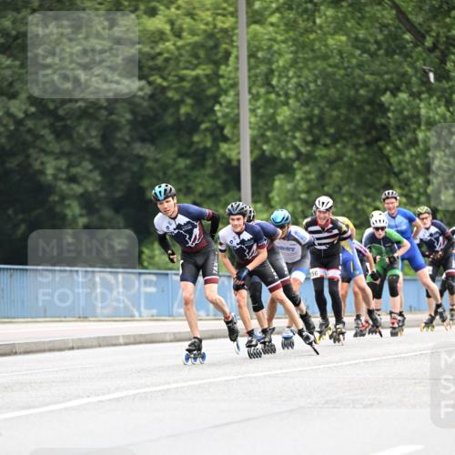 30.06.2024 - hella hamburg halbmarathon Dr. Thomas Lammeyer http://msf.ph/oto/6400997 30.06.2024 08:54:10 Kennedybrücke 56 meine-sportfotos.de
