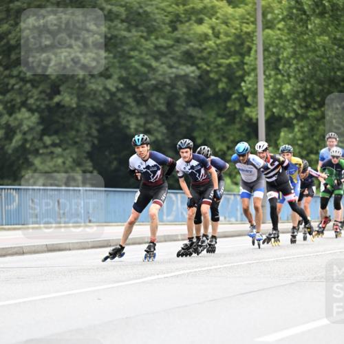 30.06.2024 - hella hamburg halbmarathon Dr. Thomas Lammeyer http://msf.ph/oto/6401028 30.06.2024 08:54:11 Kennedybrücke  meine-sportfotos.de