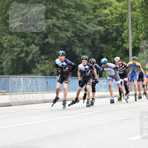 30.06.2024 - hella hamburg halbmarathon Dr. Thomas Lammeyer http://msf.ph/oto/6401046 30.06.2024 08:54:11 Kennedybrücke  meine-sportfotos.de