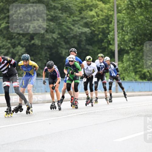 30.06.2024 - hella hamburg halbmarathon Dr. Thomas Lammeyer http://msf.ph/oto/6401109 30.06.2024 08:54:12 Kennedybrücke 56, 9 meine-sportfotos.de