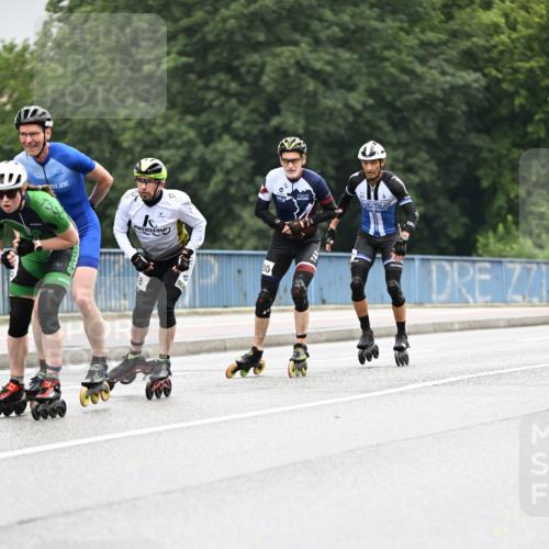 30.06.2024 - hella hamburg halbmarathon Dr. Thomas Lammeyer http://msf.ph/oto/6401161 30.06.2024 08:54:13 Kennedybrücke 8 meine-sportfotos.de