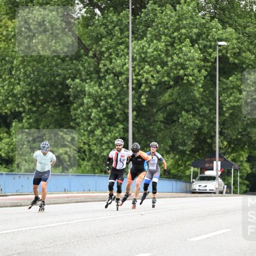 30.06.2024 - hella hamburg halbmarathon Dr. Thomas Lammeyer http://msf.ph/oto/6401223 30.06.2024 08:55:42 Kennedybrücke  meine-sportfotos.de