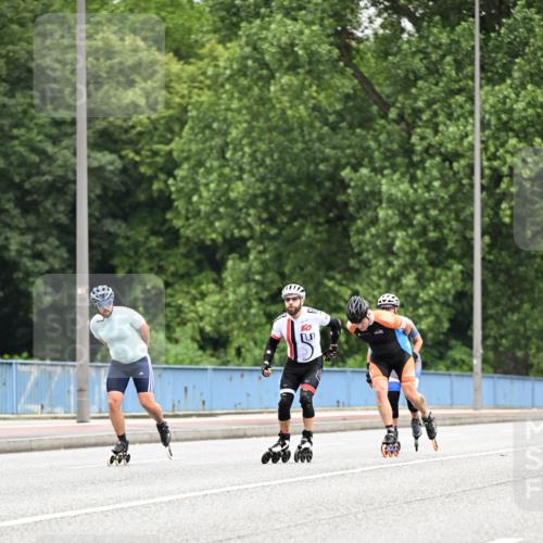 30.06.2024 - hella hamburg halbmarathon Dr. Thomas Lammeyer http://msf.ph/oto/6401281 30.06.2024 08:55:42 Kennedybrücke  meine-sportfotos.de