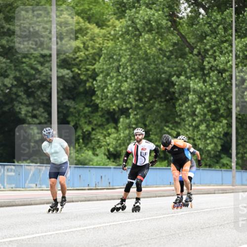 30.06.2024 - hella hamburg halbmarathon Dr. Thomas Lammeyer http://msf.ph/oto/6401290 30.06.2024 08:55:42 Kennedybrücke 15 meine-sportfotos.de