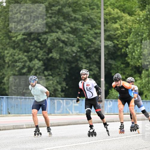 30.06.2024 - hella hamburg halbmarathon Dr. Thomas Lammeyer http://msf.ph/oto/6401346 30.06.2024 08:55:43 Kennedybrücke  meine-sportfotos.de