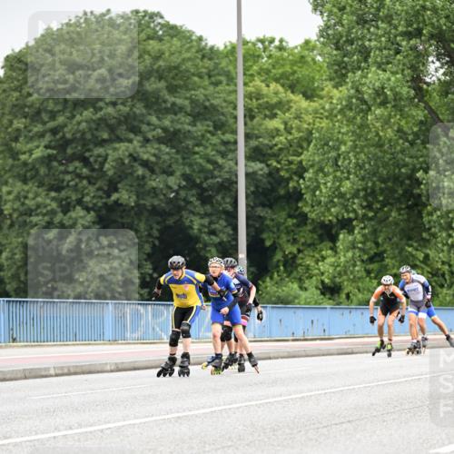 30.06.2024 - hella hamburg halbmarathon Dr. Thomas Lammeyer http://msf.ph/oto/6401463 30.06.2024 08:56:12 Kennedybrücke  meine-sportfotos.de