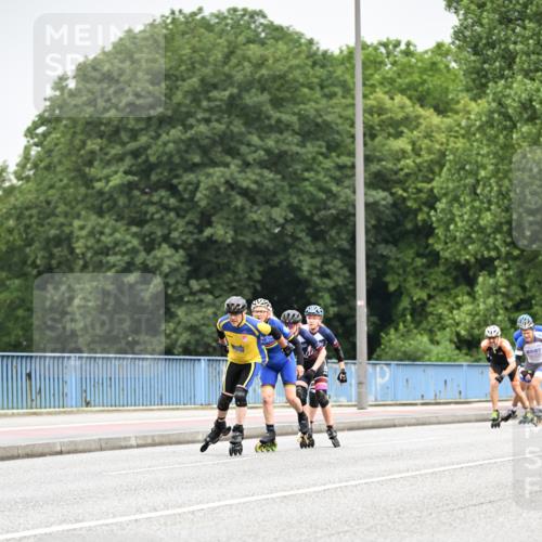 30.06.2024 - hella hamburg halbmarathon Dr. Thomas Lammeyer http://msf.ph/oto/6401481 30.06.2024 08:56:12 Kennedybrücke  meine-sportfotos.de