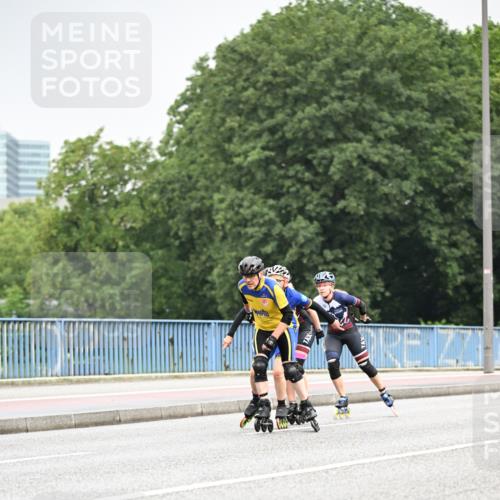 30.06.2024 - hella hamburg halbmarathon Dr. Thomas Lammeyer http://msf.ph/oto/6401520 30.06.2024 08:56:12 Kennedybrücke  meine-sportfotos.de