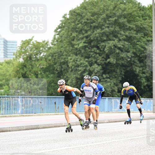 30.06.2024 - hella hamburg halbmarathon Dr. Thomas Lammeyer http://msf.ph/oto/6401568 30.06.2024 08:56:14 Kennedybrücke  meine-sportfotos.de