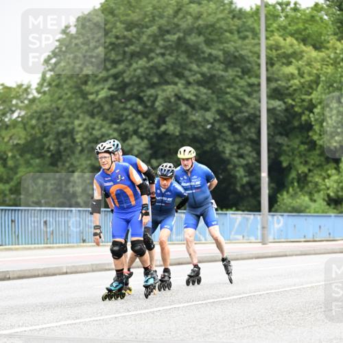 30.06.2024 - hella hamburg halbmarathon Dr. Thomas Lammeyer http://msf.ph/oto/6401796 30.06.2024 08:56:26 Kennedybrücke  meine-sportfotos.de