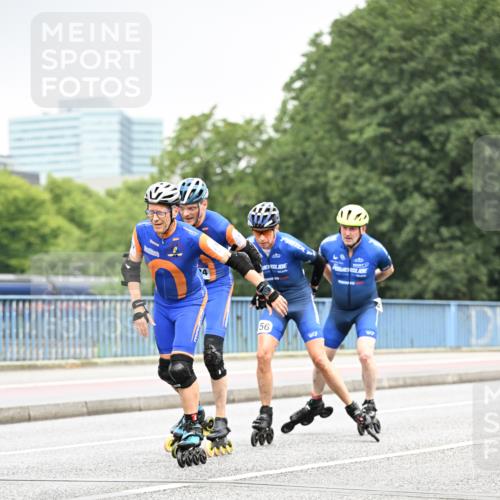 30.06.2024 - hella hamburg halbmarathon Dr. Thomas Lammeyer http://msf.ph/oto/6401831 30.06.2024 08:56:27 Kennedybrücke 56 meine-sportfotos.de