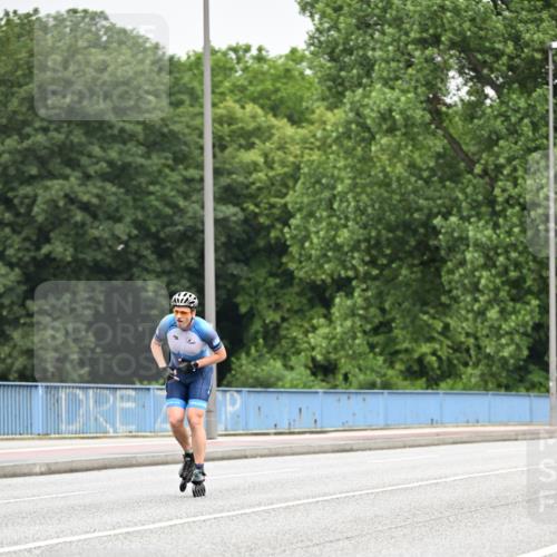 30.06.2024 - hella hamburg halbmarathon Dr. Thomas Lammeyer http://msf.ph/oto/6401869 30.06.2024 08:56:34 Kennedybrücke  meine-sportfotos.de