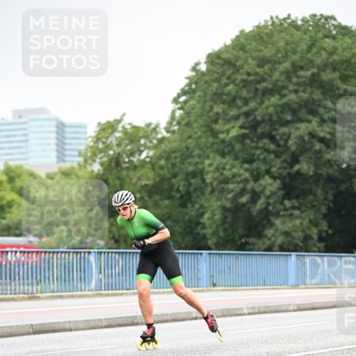30.06.2024 - hella hamburg halbmarathon Dr. Thomas Lammeyer http://msf.ph/oto/6401994 30.06.2024 08:56:41 Kennedybrücke  meine-sportfotos.de