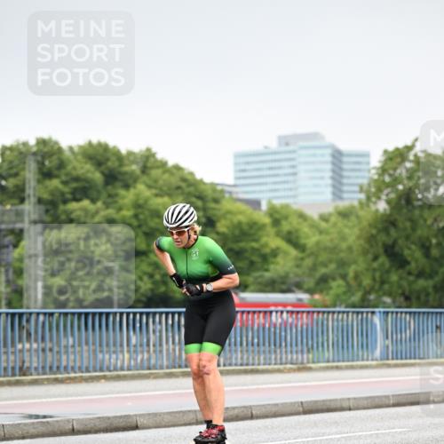 30.06.2024 - hella hamburg halbmarathon Dr. Thomas Lammeyer http://msf.ph/oto/6402021 30.06.2024 08:56:41 Kennedybrücke  meine-sportfotos.de