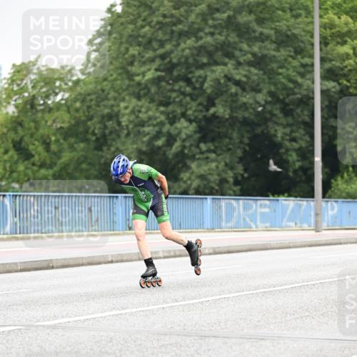 30.06.2024 - hella hamburg halbmarathon Dr. Thomas Lammeyer http://msf.ph/oto/6402068 30.06.2024 08:56:55 Kennedybrücke 1950 meine-sportfotos.de