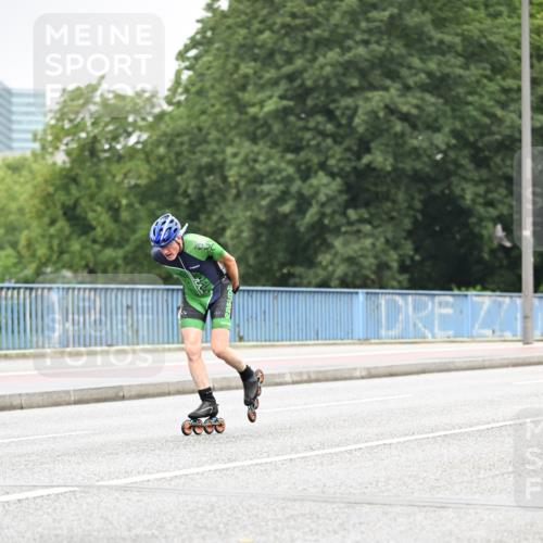 30.06.2024 - hella hamburg halbmarathon Dr. Thomas Lammeyer http://msf.ph/oto/6402078 30.06.2024 08:56:55 Kennedybrücke  meine-sportfotos.de