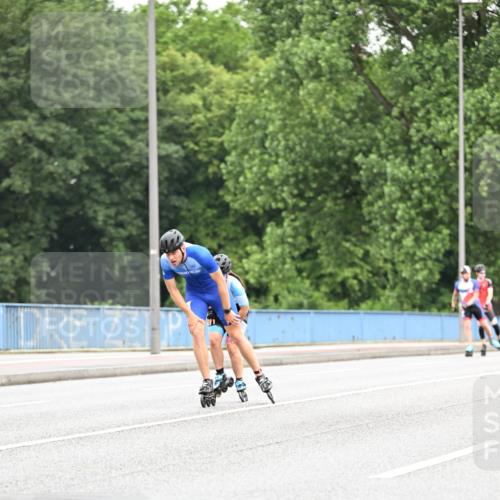 30.06.2024 - hella hamburg halbmarathon Dr. Thomas Lammeyer http://msf.ph/oto/6402154 30.06.2024 08:56:59 Kennedybrücke  meine-sportfotos.de