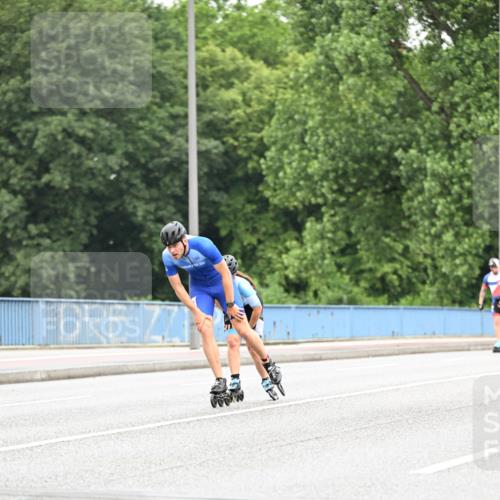 30.06.2024 - hella hamburg halbmarathon Dr. Thomas Lammeyer http://msf.ph/oto/6402162 30.06.2024 08:56:59 Kennedybrücke  meine-sportfotos.de