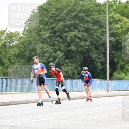 30.06.2024 - hella hamburg halbmarathon Dr. Thomas Lammeyer http://msf.ph/oto/6402283 30.06.2024 08:57:03 Kennedybrücke  meine-sportfotos.de