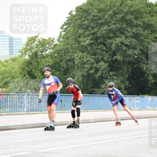30.06.2024 - hella hamburg halbmarathon Dr. Thomas Lammeyer http://msf.ph/oto/6402291 30.06.2024 08:57:03 Kennedybrücke  meine-sportfotos.de