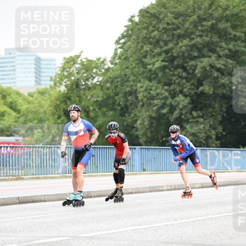 30.06.2024 - hella hamburg halbmarathon Dr. Thomas Lammeyer http://msf.ph/oto/6402299 30.06.2024 08:57:04 Kennedybrücke  meine-sportfotos.de