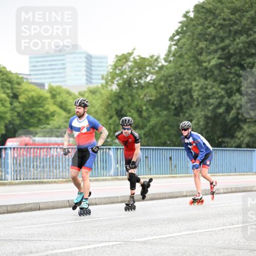 30.06.2024 - hella hamburg halbmarathon Dr. Thomas Lammeyer http://msf.ph/oto/6402320 30.06.2024 08:57:04 Kennedybrücke  meine-sportfotos.de