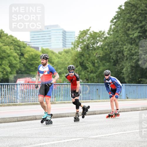 30.06.2024 - hella hamburg halbmarathon Dr. Thomas Lammeyer http://msf.ph/oto/6402328 30.06.2024 08:57:04 Kennedybrücke  meine-sportfotos.de