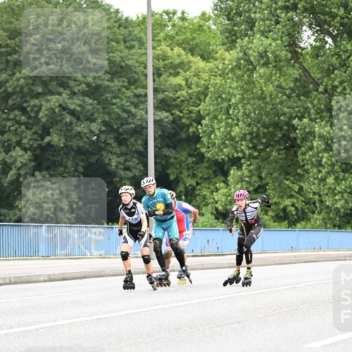 30.06.2024 - hella hamburg halbmarathon Dr. Thomas Lammeyer http://msf.ph/oto/6402420 30.06.2024 08:57:12 Kennedybrücke 363 meine-sportfotos.de
