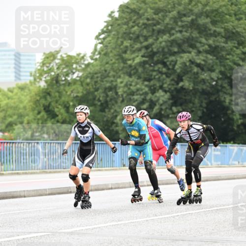 30.06.2024 - hella hamburg halbmarathon Dr. Thomas Lammeyer http://msf.ph/oto/6402476 30.06.2024 08:57:13 Kennedybrücke  meine-sportfotos.de