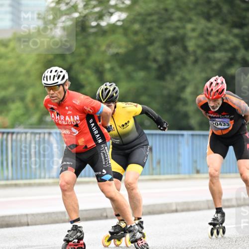 30.06.2024 - hella hamburg halbmarathon Dr. Thomas Lammeyer http://msf.ph/oto/6402651 30.06.2024 08:58:23 Kennedybrücke 20433 meine-sportfotos.de