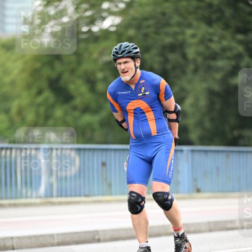 30.06.2024 - hella hamburg halbmarathon Dr. Thomas Lammeyer http://msf.ph/oto/6402723 30.06.2024 08:58:32 Kennedybrücke  meine-sportfotos.de